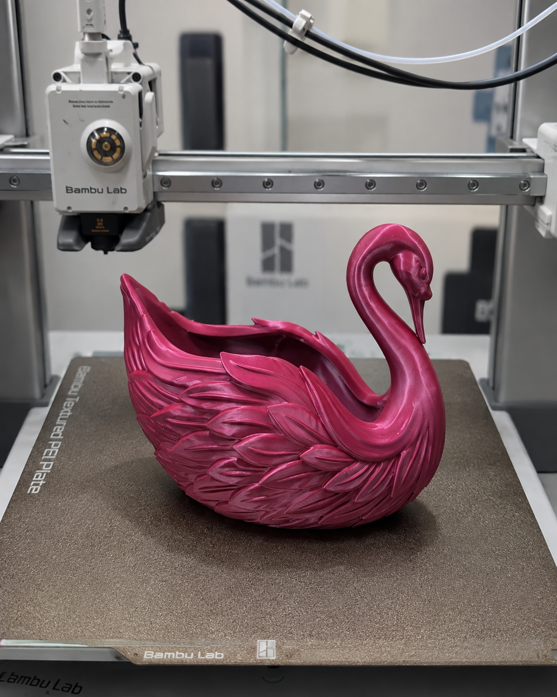 Elegant 3D Printed Swan Bowl – Premium Decorative Fruit & Organizer Bowl